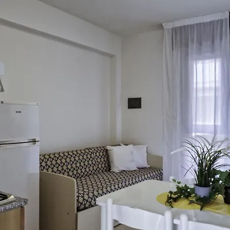 Daire Rooftop Pool Retreat In Bibione *