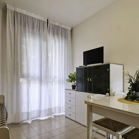 Rooftop Pool Retreat In *